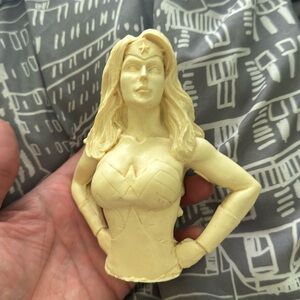 Wonder Woman 5 inch Tall Collectible unpainted Statue